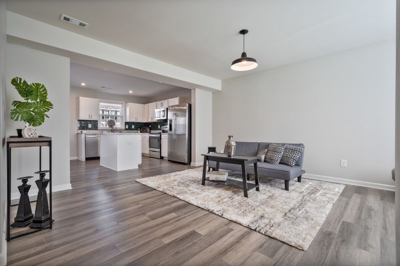 2935 Winterberry Dr #36, Nashville, TN 37207