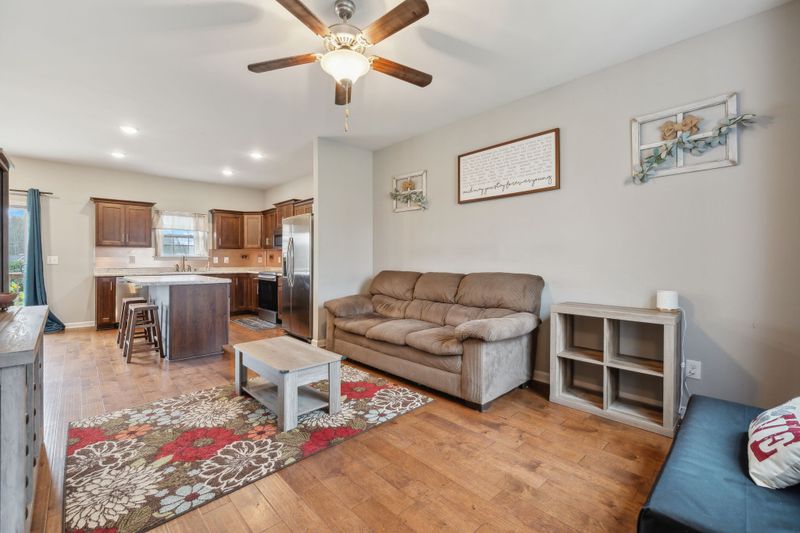 629 Berry Cir, Springfield, TN 37172