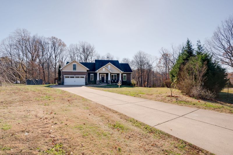 3740 Gregory Rd, Springfield, TN 37172