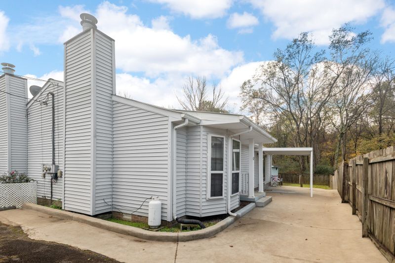 3055 Casa Dr, Nashville, TN 37214