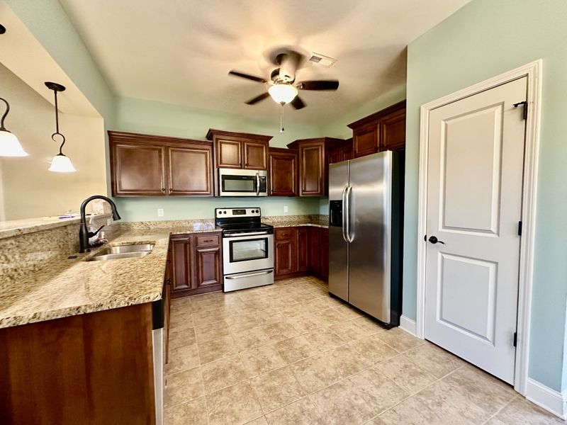 8800 Cole St, Smyrna, TN 37167