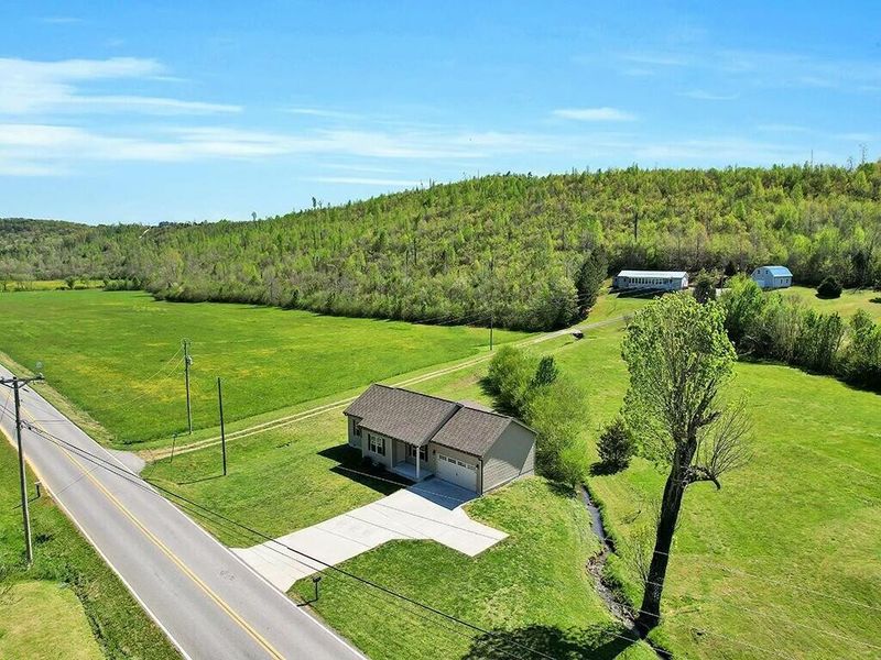 4002 Cherokee Valley Rd, Ringgold, GA 30736