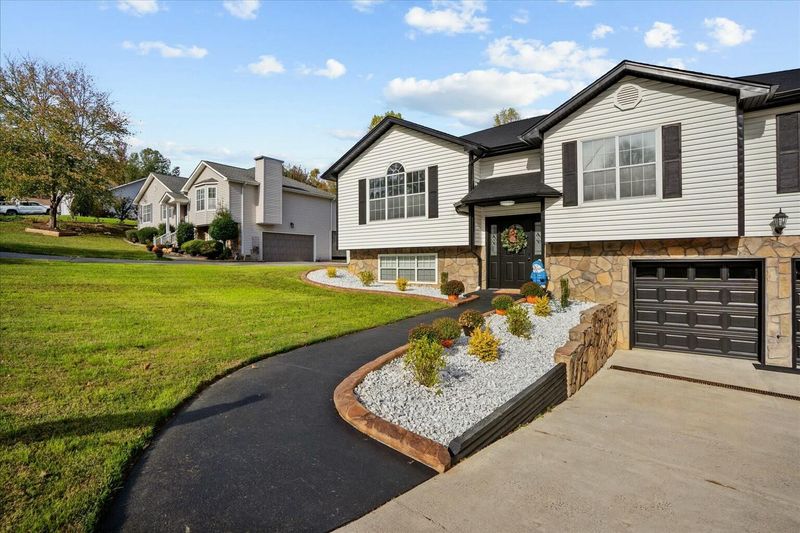 1904 Ridgefield Way, Dalton, GA 30720