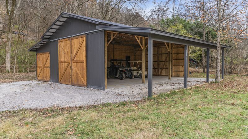 7430 Indian Creek Rd, Nashville, TN 37209