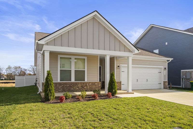 5033 Cothron Dr, White House, TN 37188