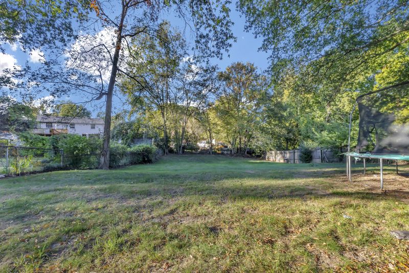 284 Bart Dr, Antioch, TN 37013
