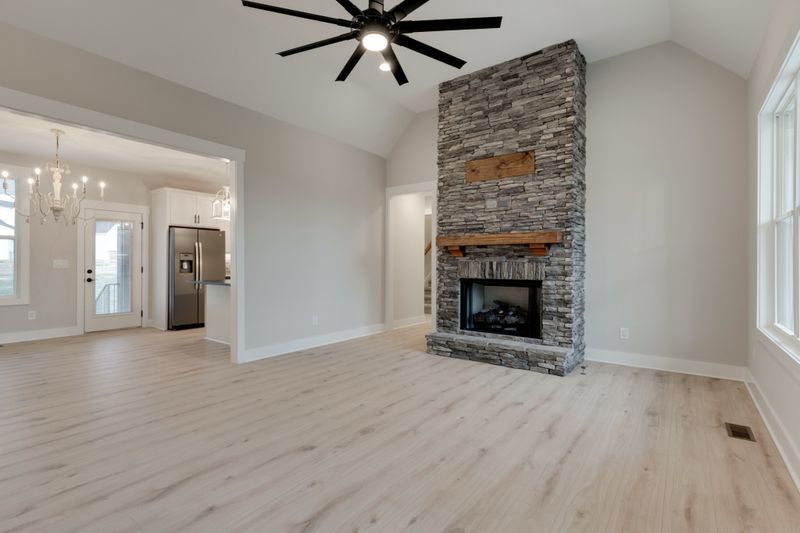 5044 Mt Zion Rd, Springfield, TN 37172