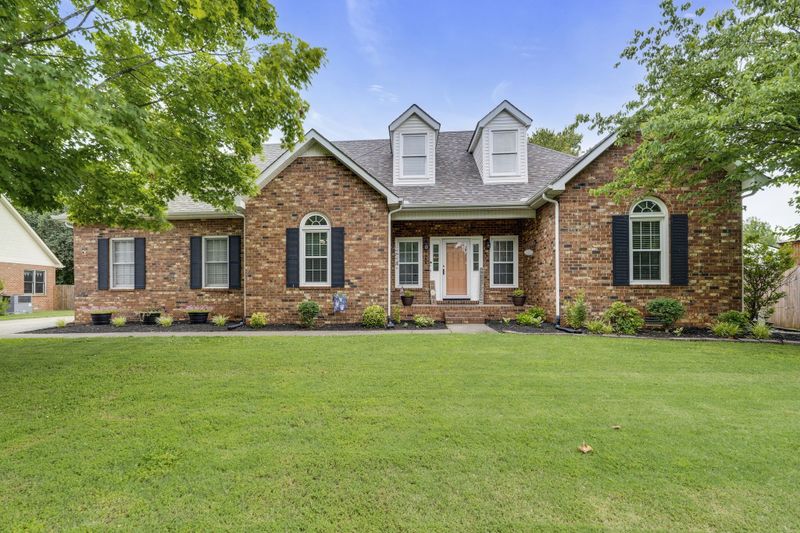 1706 Claire Ct, Murfreesboro, TN 37129