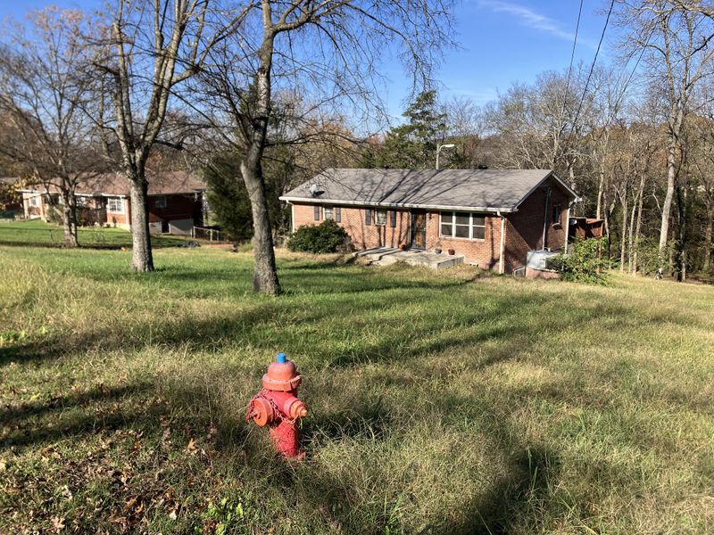 329 Vailview Dr, Nashville, TN 37207