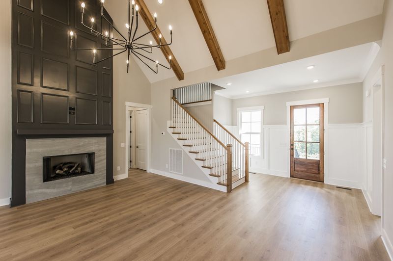 341 Raintree Dr, Hendersonville, TN 37075