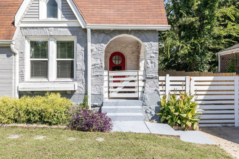 1309 Porter Rd, Nashville, TN 37206