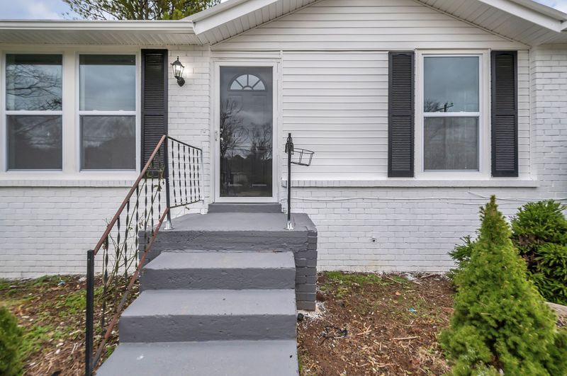 244 New Sawyer Brown Rd, Nashville, TN 37221