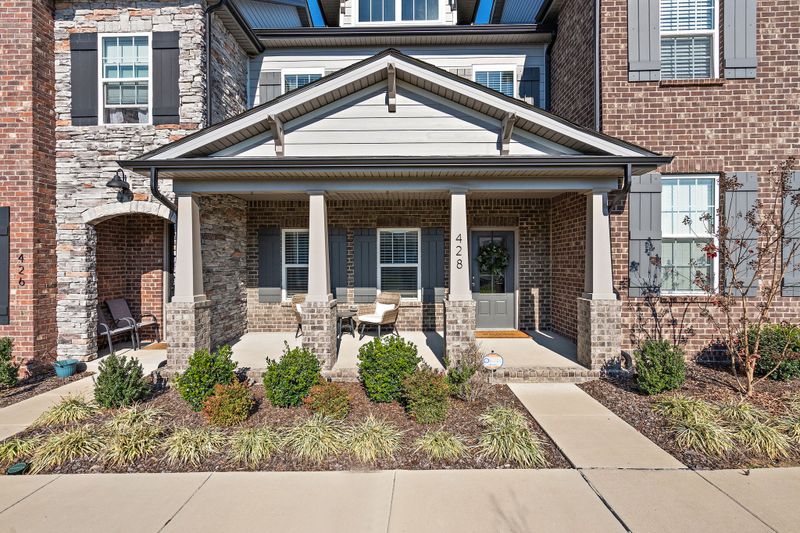 428 Longstone Rd, Gallatin, TN 37066