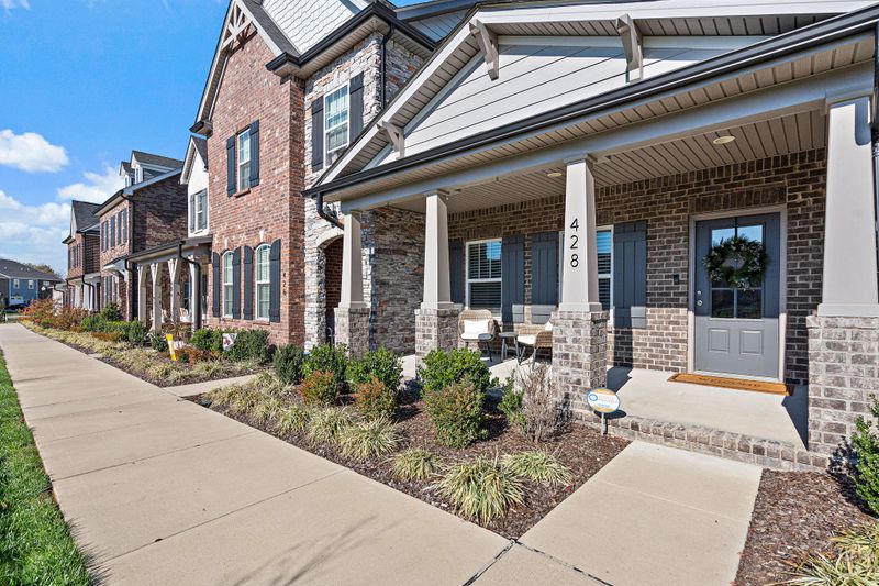 428 Longstone Rd, Gallatin, TN 37066