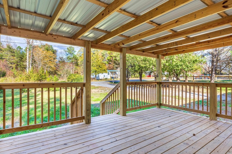 1239 Derby Dr, Cohutta, GA 30710