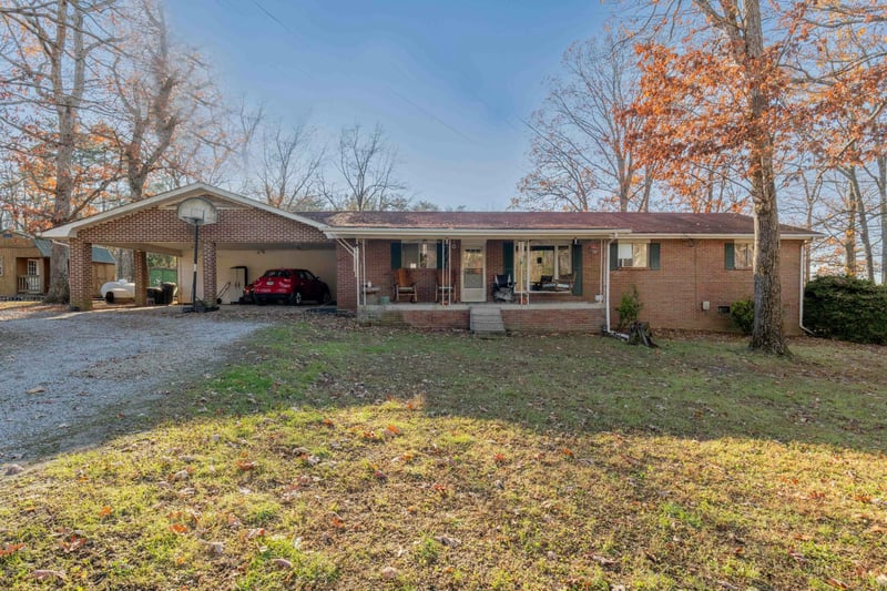 1210 Plum Nelly Rd, Rising Fawn, GA 30738