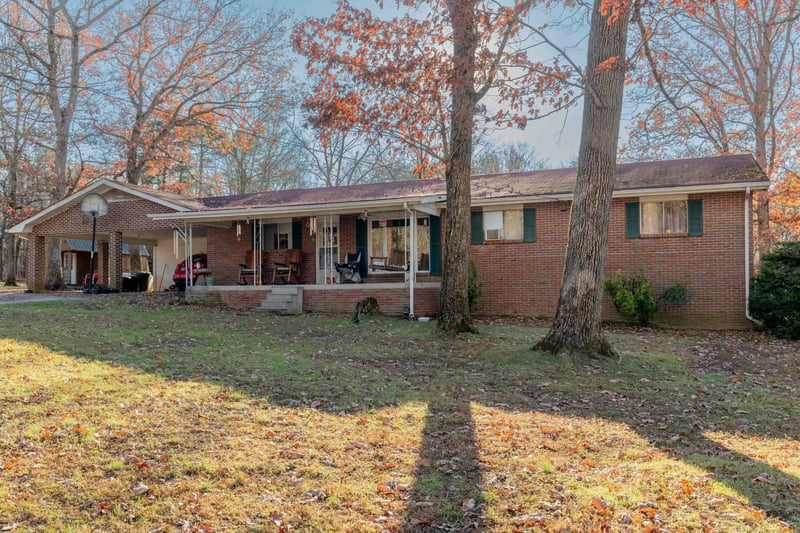 1210 Plum Nelly Rd, Rising Fawn, GA 30738
