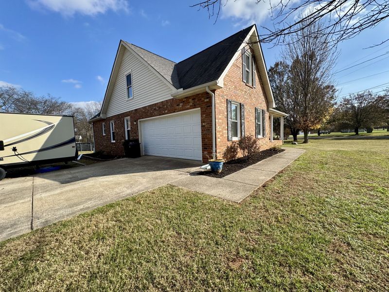 2137 Sassafras Dr, Murfreesboro, TN 37128