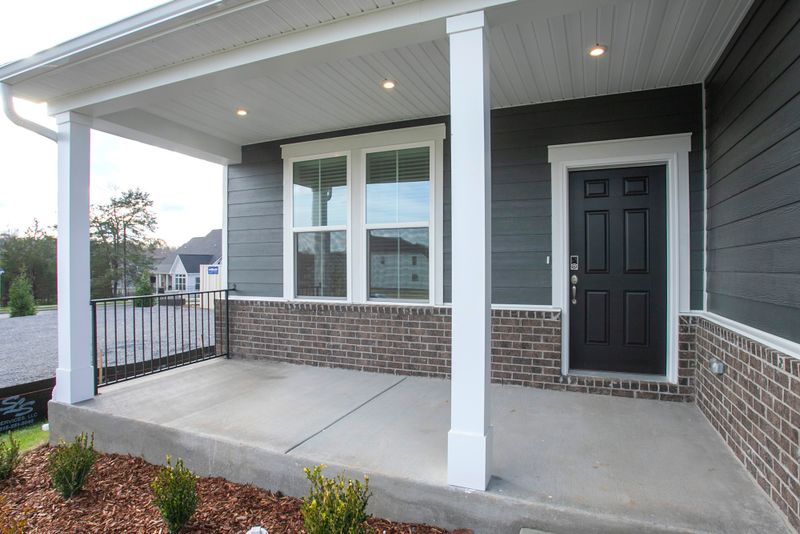 1002 Lionheart Dr, Hermitage, TN 37076