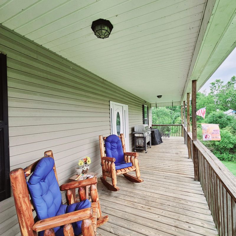 2932 Old Mineral Springs Rd, La Fayette, GA 30728