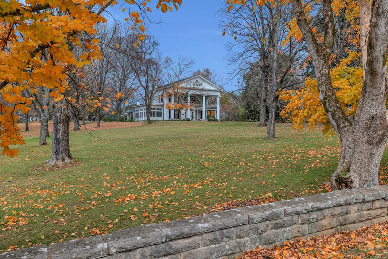 151 Franklin Rd, Franklin, TN 37064