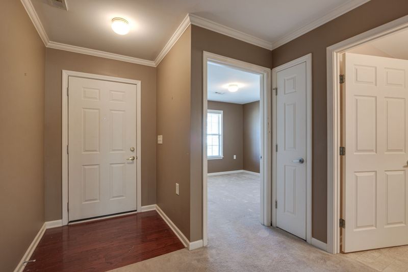 1310 Crofton Park Dr, Columbia, TN 38401