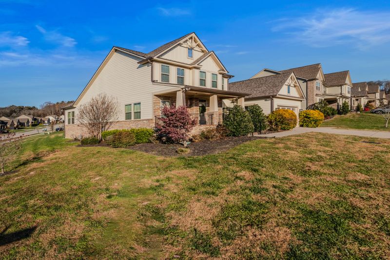 6902 Wellsford Ln, College Grove, TN 37046