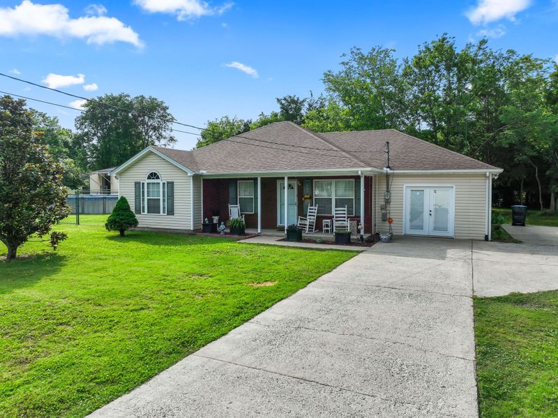 705 Cloverland Dr, Smyrna, TN 37167