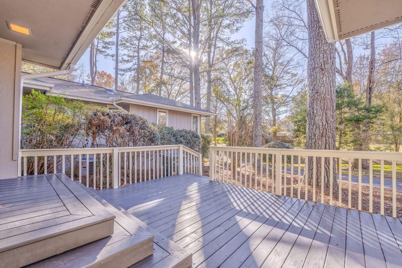 2622 E Lake Park Dr, Rocky Face, GA 30740