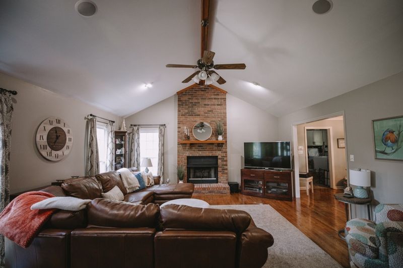 980 Rip Steele Rd, Columbia, TN 38401