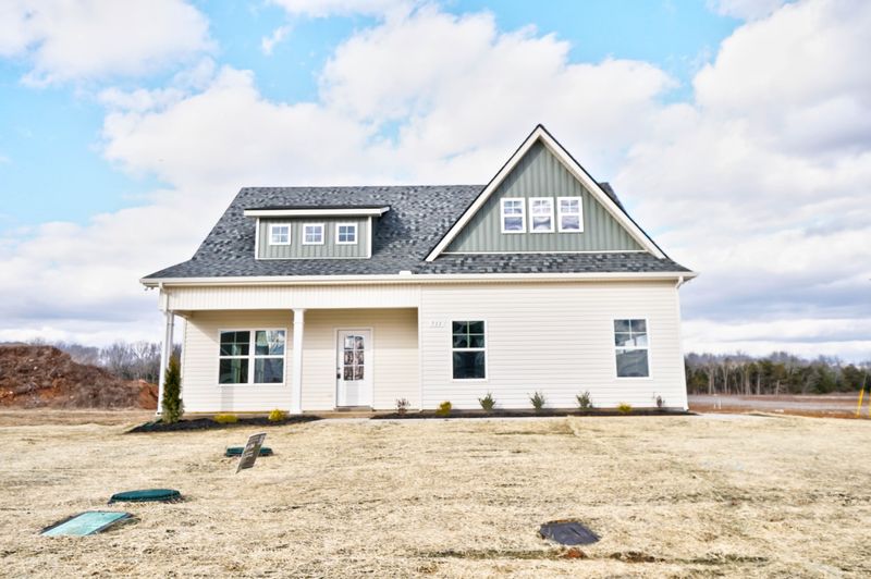 711 Vrabel Rd, Murfreesboro, TN 37130