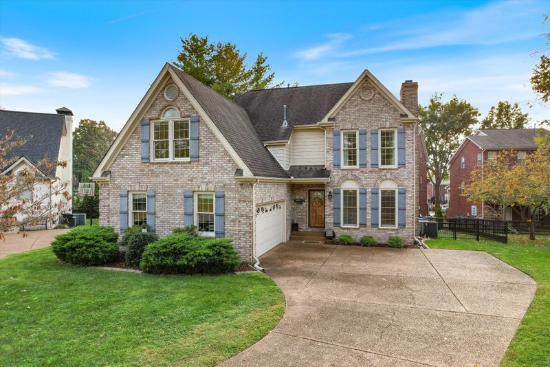 1729 Fieldcrest Cir, Franklin, TN 37064