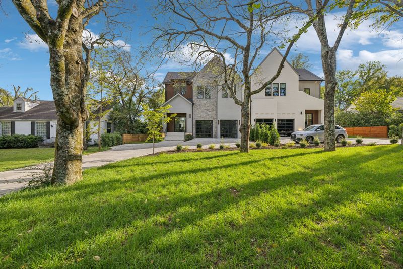 2309A Hobbs Rd, Nashville, TN 37215