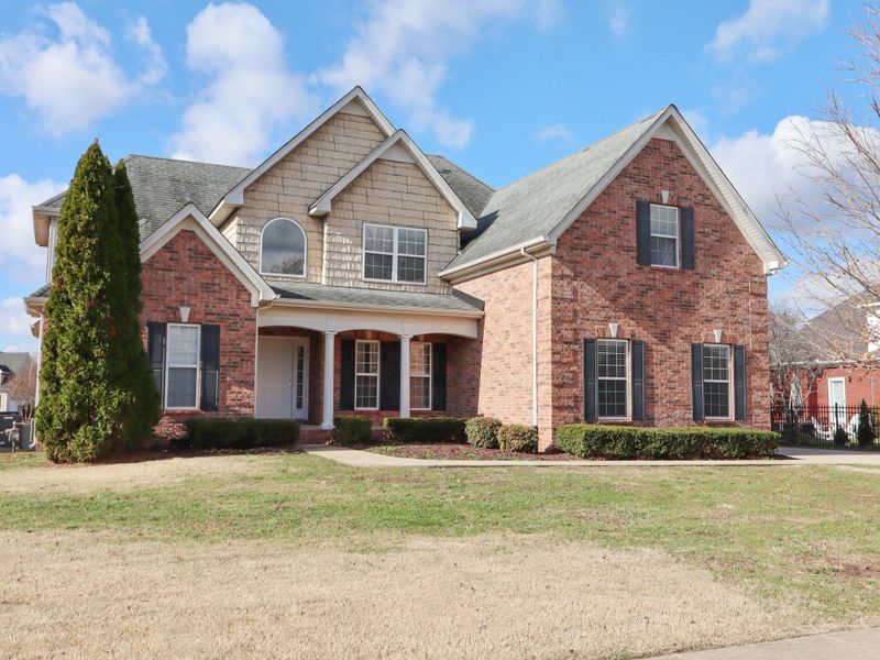 1363 Dunraven Dr, Murfreesboro, TN 37128