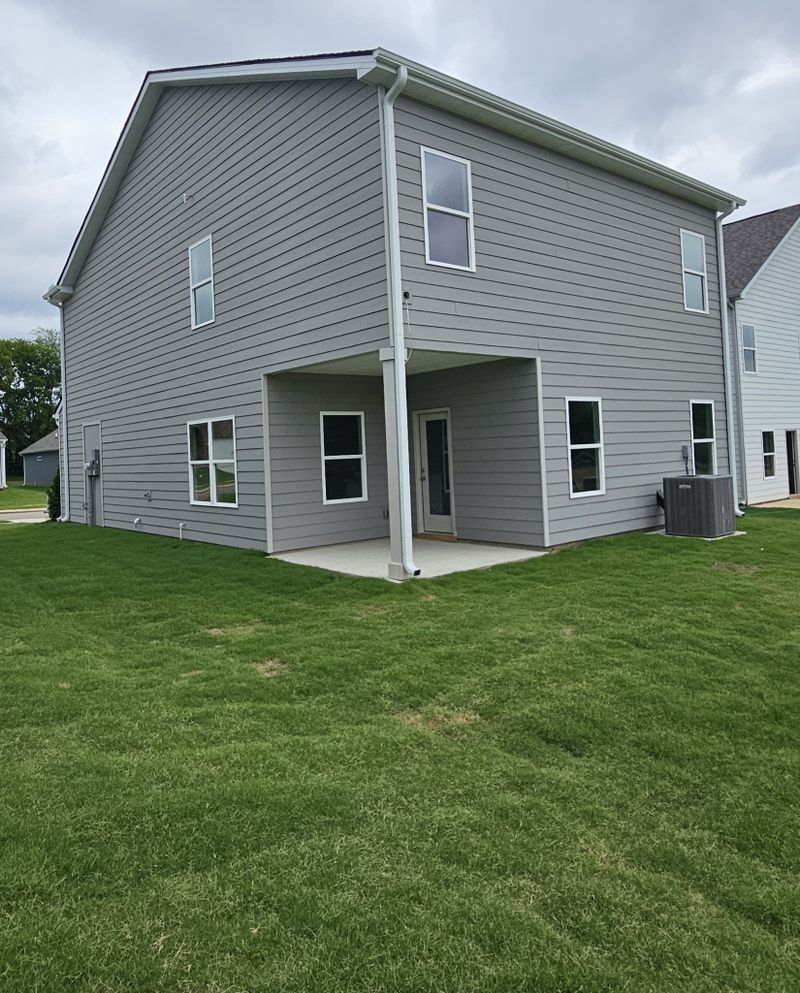 228 Summerlin Dr, Gallatin, TN 37066
