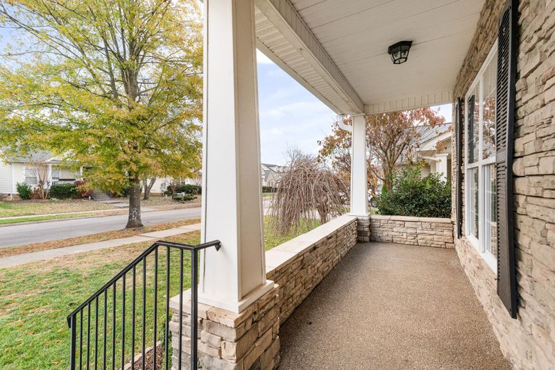 1605 Longmont Ct, Franklin, TN 37067
