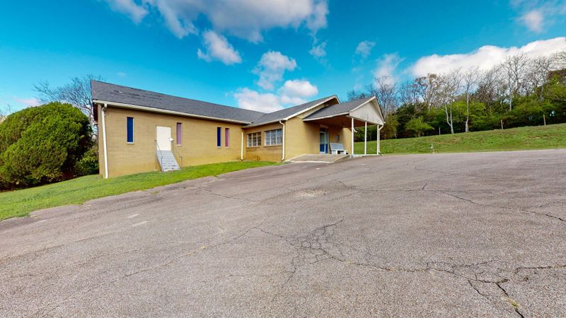 3738 Hydes Ferry Rd, Nashville, TN 37218
