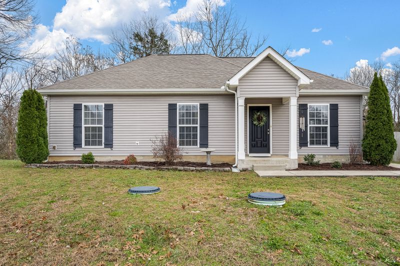 624 Niagra Ln, Murfreesboro, TN 37129
