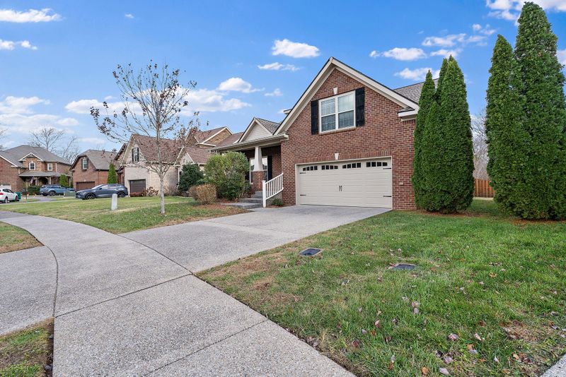 5010 Dubose Ct, Spring Hill, TN 37174