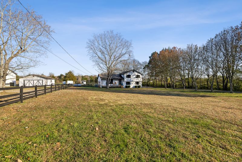6242 Ladd Rd, Franklin, TN 37067
