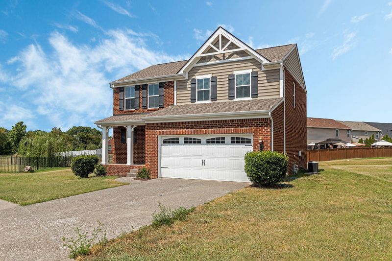2417 Trivaca Ln, Nolensville, TN 37135