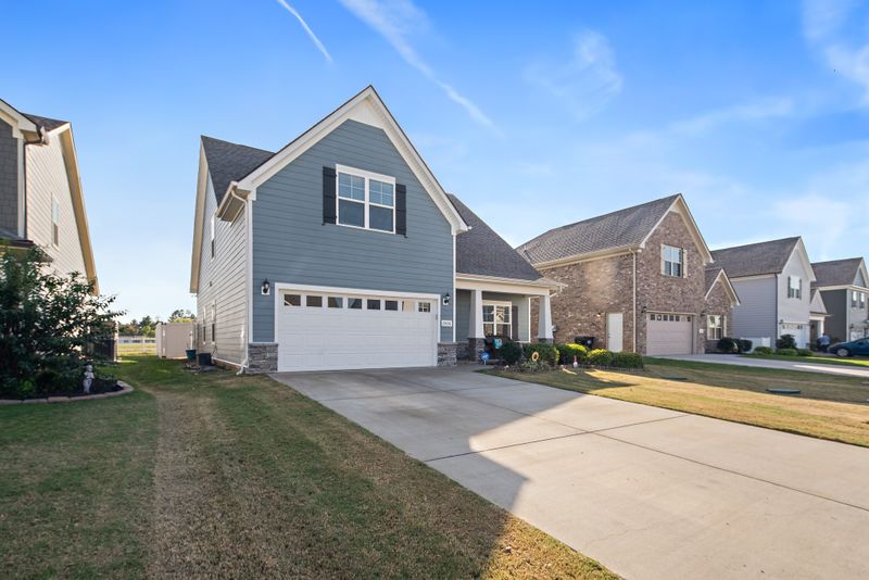 2506 Hollis Dr, Murfreesboro, TN 37127