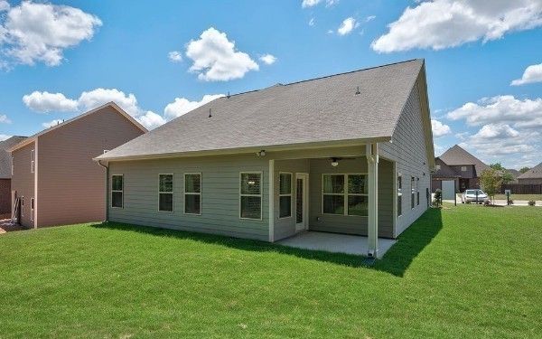 224 Summerlin Dr, Gallatin, TN 37066