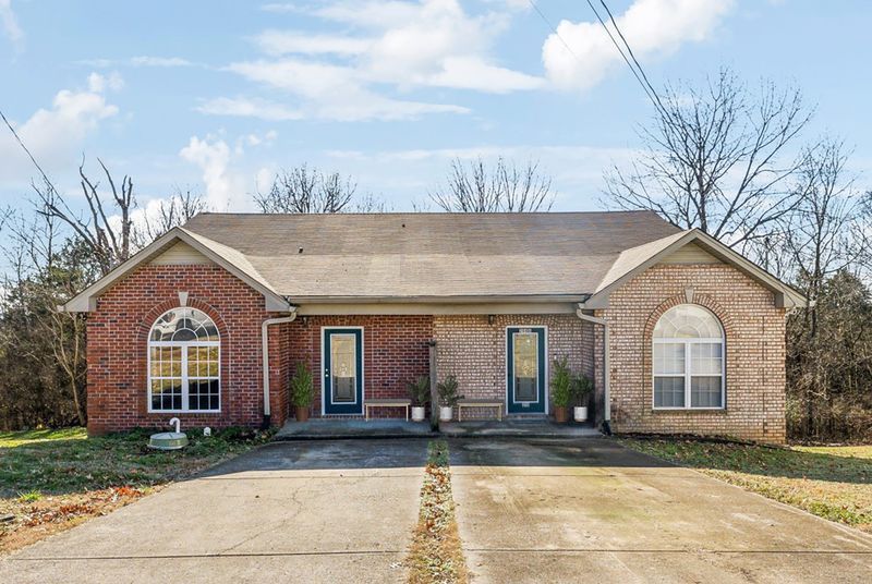 210 Flint Ridge Ct, Whites Creek, TN 37189