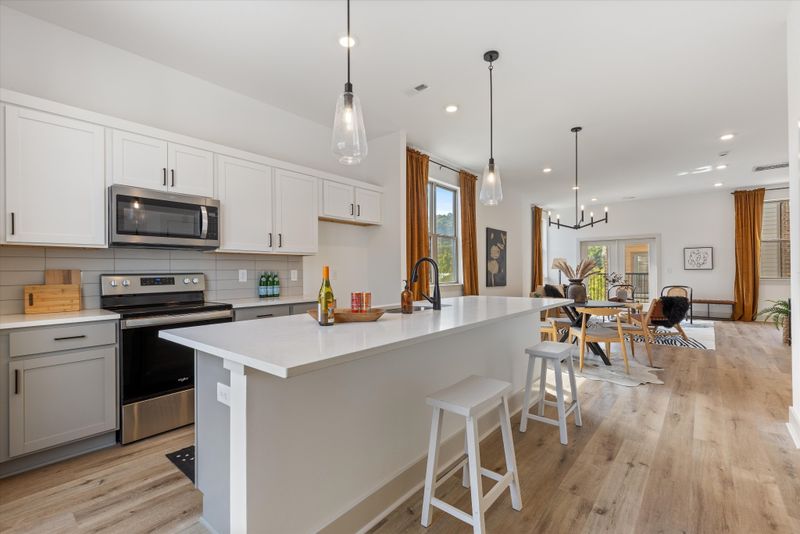 7341 Charlotte Pike #125, Nashville, TN 37209