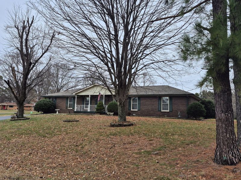 704 Glen Oaks Dr, Mount Juliet, TN 37122