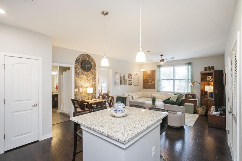 1122 Litton Ave #112, Nashville, TN 37216