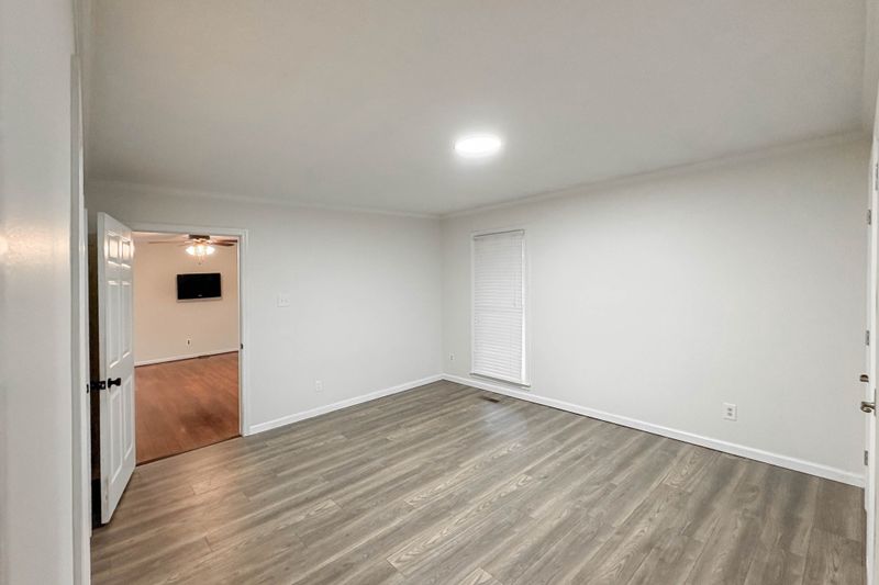 100 Rocky Dr, Columbia, TN 38401