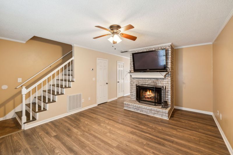 1011 Silver Point Dr, Murfreesboro, TN 37130