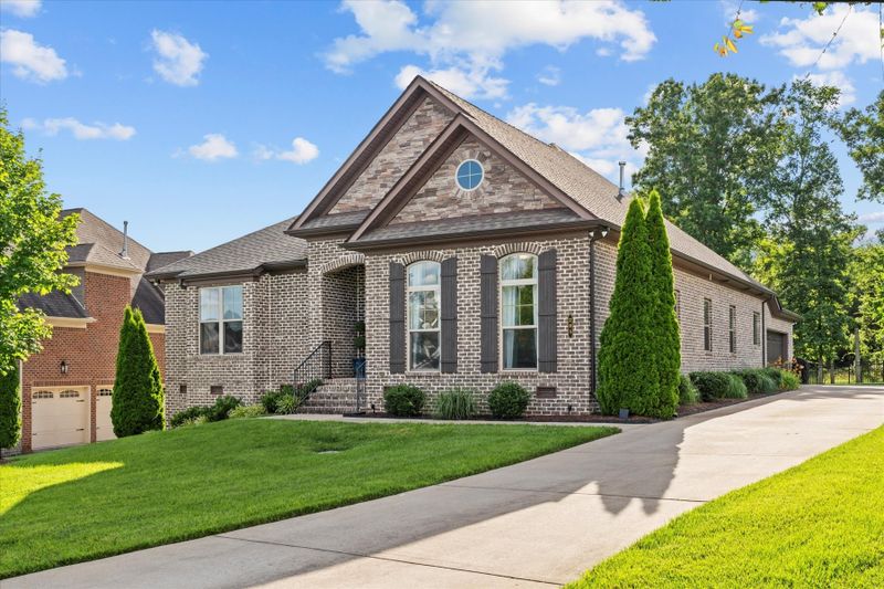 205 Everett Ct, Nolensville, TN 37135
